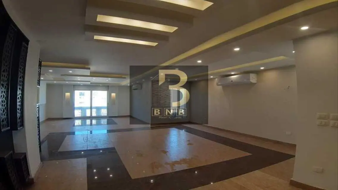 Luxurious Apartment for Sale in the Heart of the City