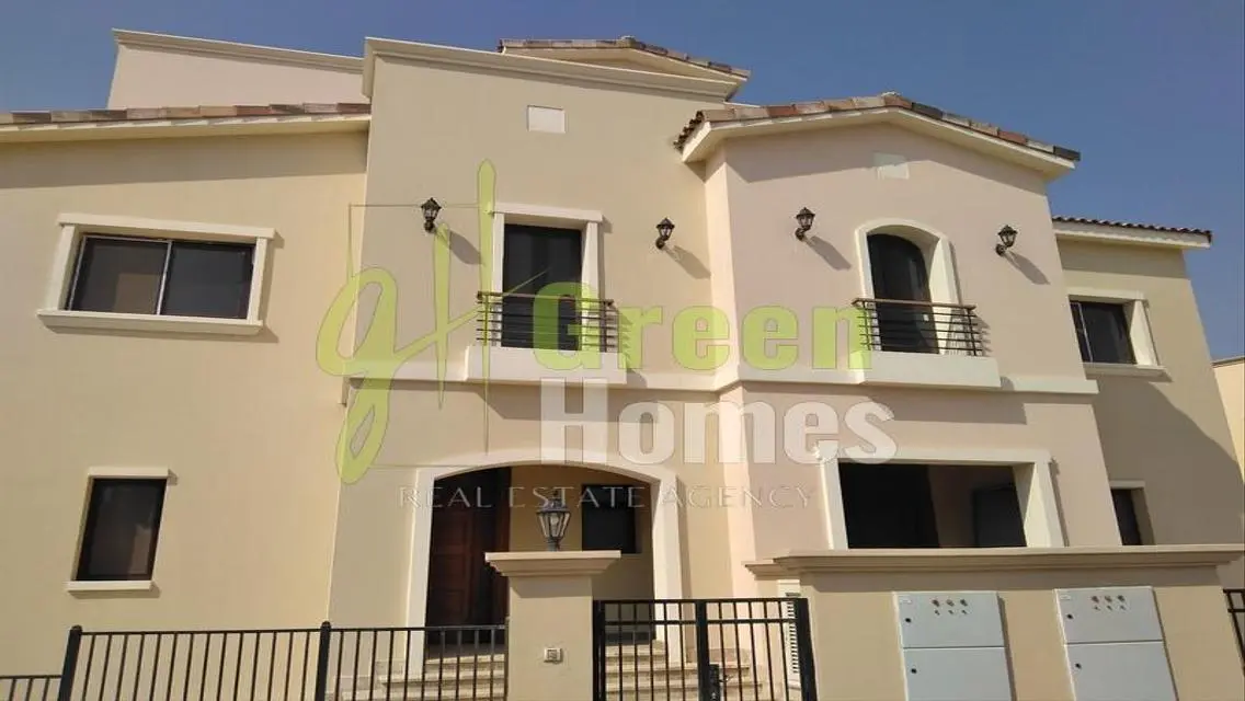 Luxurious Green Home - 472