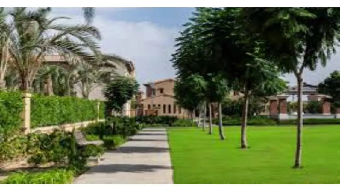 Luxury Villa with 5 Bedrooms, Private Garden & Pool