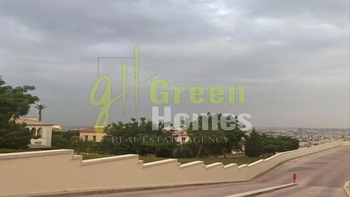 Modern Green Home for Sale