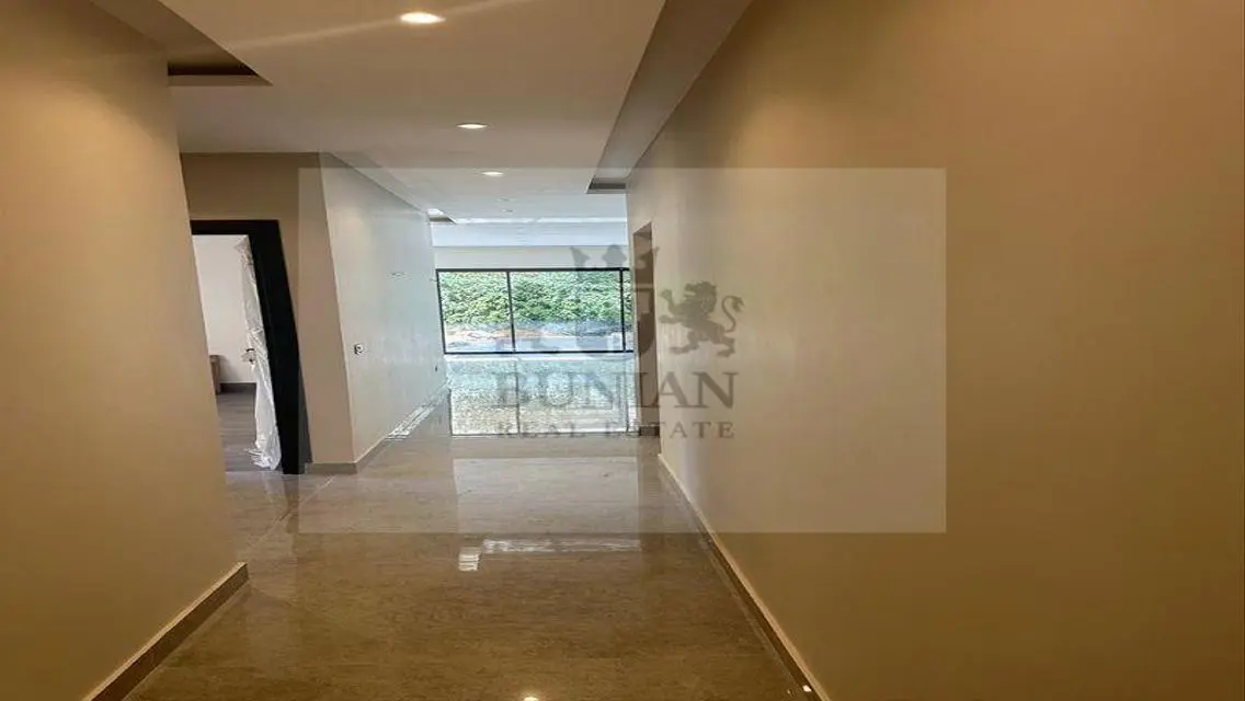 Luxury Villa for Rent in Dusit Thani Area
