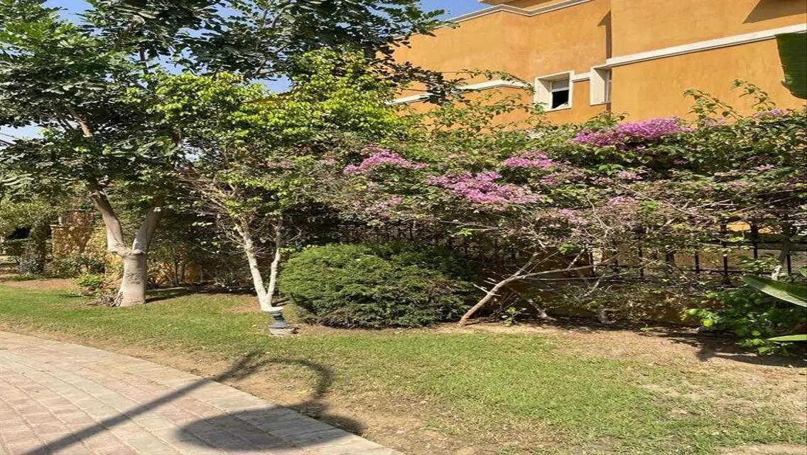 Luxurious Villa for Sale with Premium Features