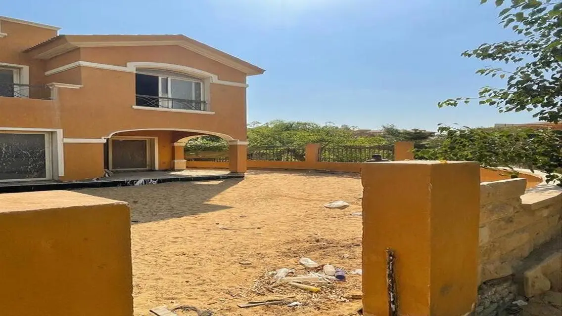 Luxurious Villa for Sale with Premium Features