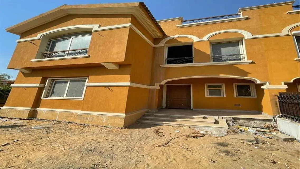 Luxurious Villa for Sale with Premium Features