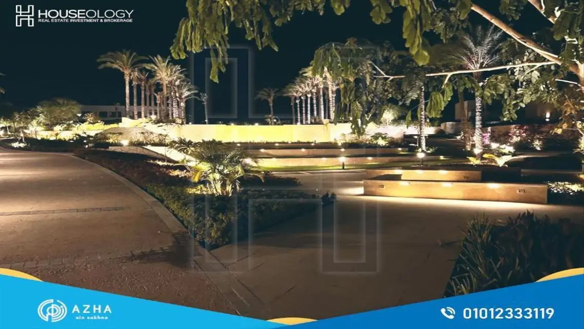 منزل فاخر بمساحة واسعة مع حديقة خاصة ومسبح