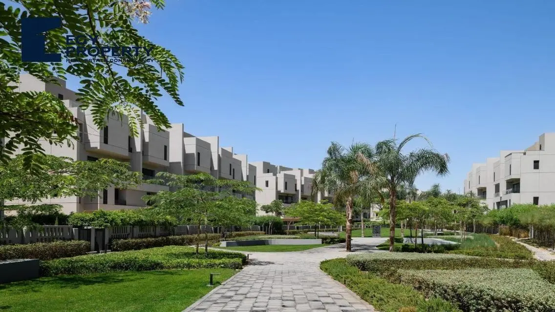 Luxurious Apartment in Burouj Compound - 3 Bedrooms