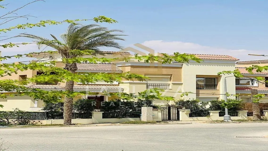 Luxury Apartment with Spacious Layout and Stunning Views