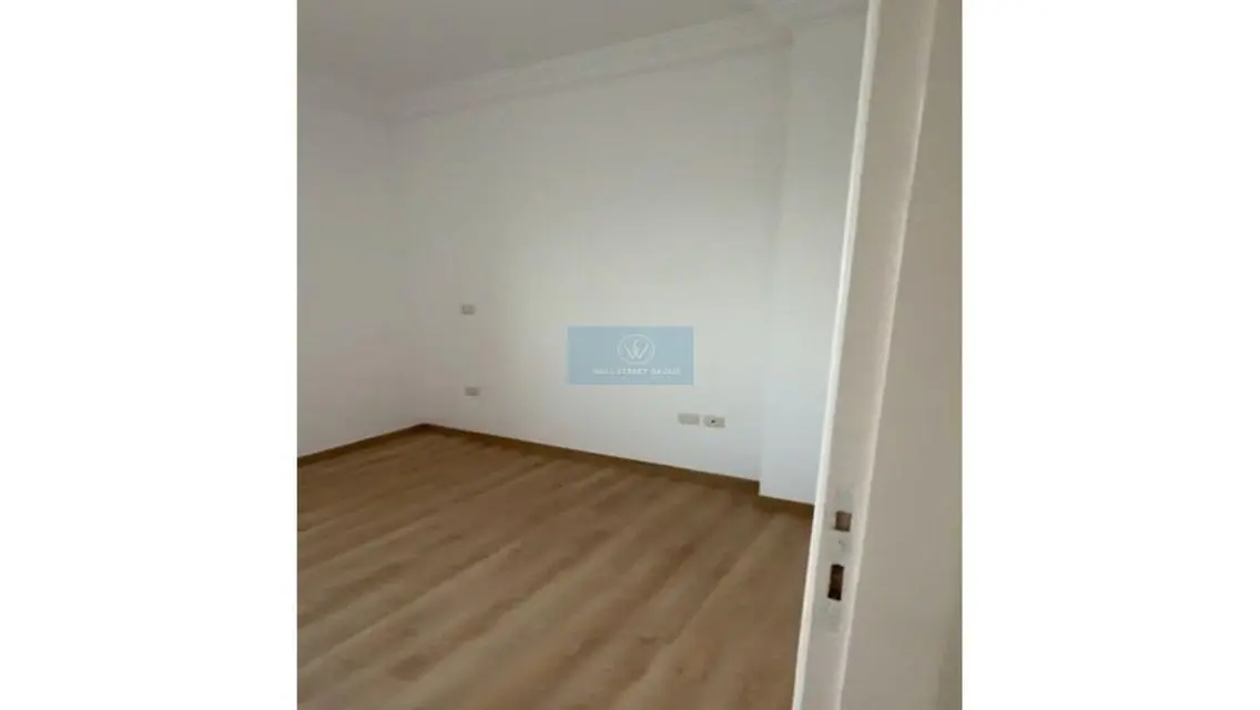 Stunning Apartment for Sale in -122-R3- Area