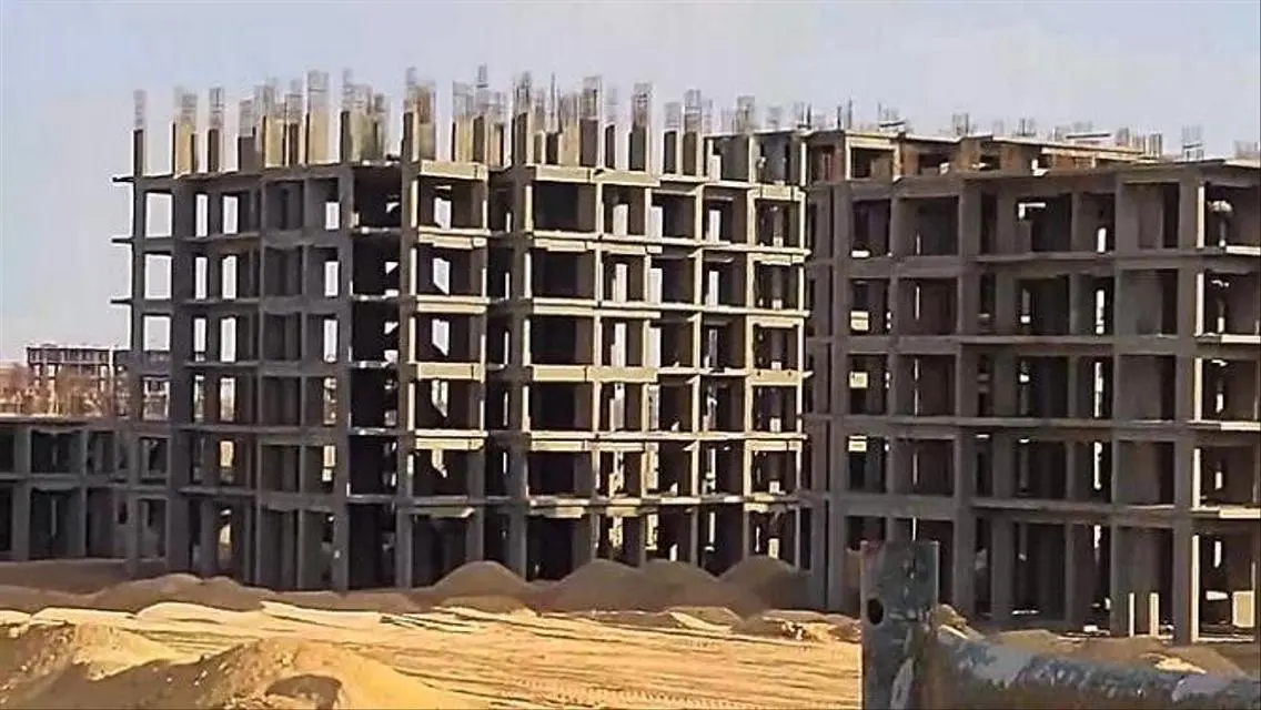 مجمع تجاري فخم في الشيخ زايد - 15 فدان
