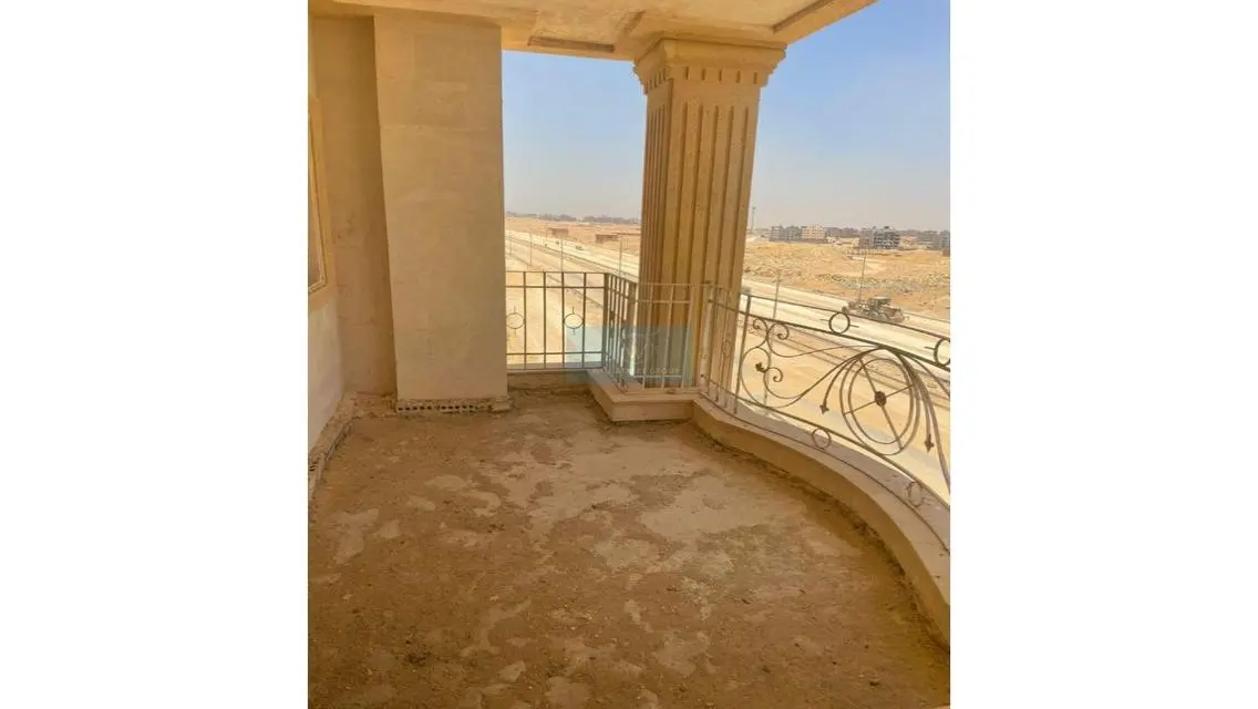 Luxury Apartment with Balcony in Prime Location