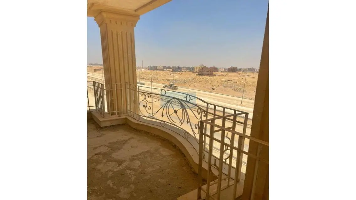 Luxury Apartment with Balcony in Prime Location