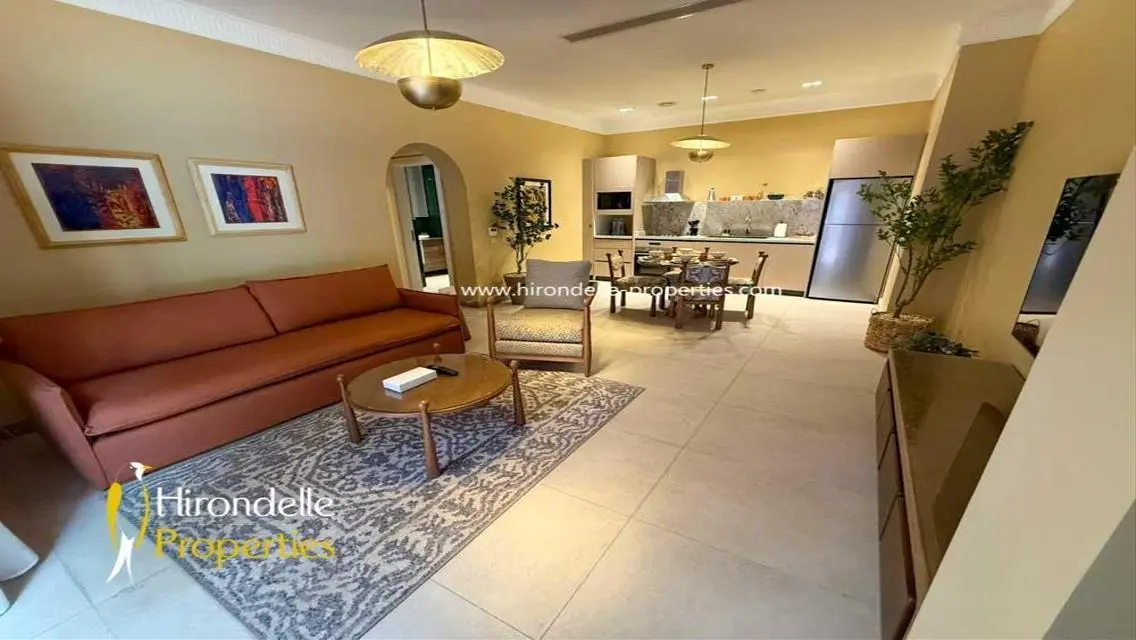 Luxury Apartment in Prime Location