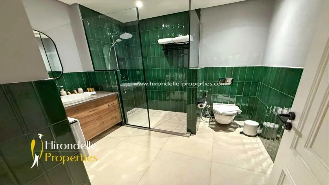 Luxury Apartment in Prime Location