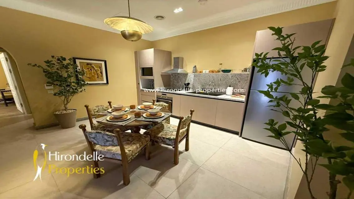Luxury Apartment in Prime Location
