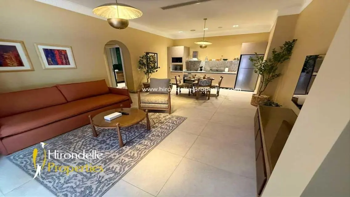 Luxury Apartment in Prime Location