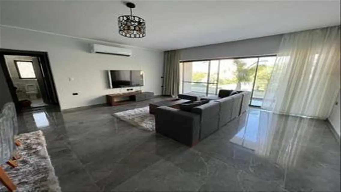 Lake View Apartment 148