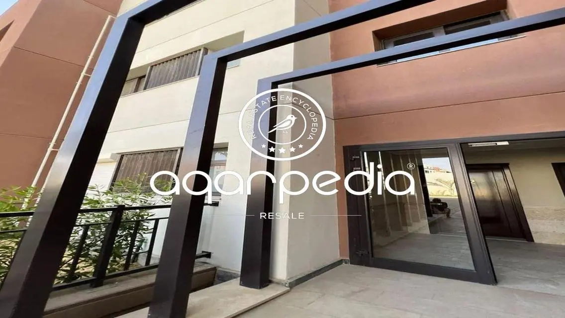 Luxurious Apartment in Prime Location - 5-179