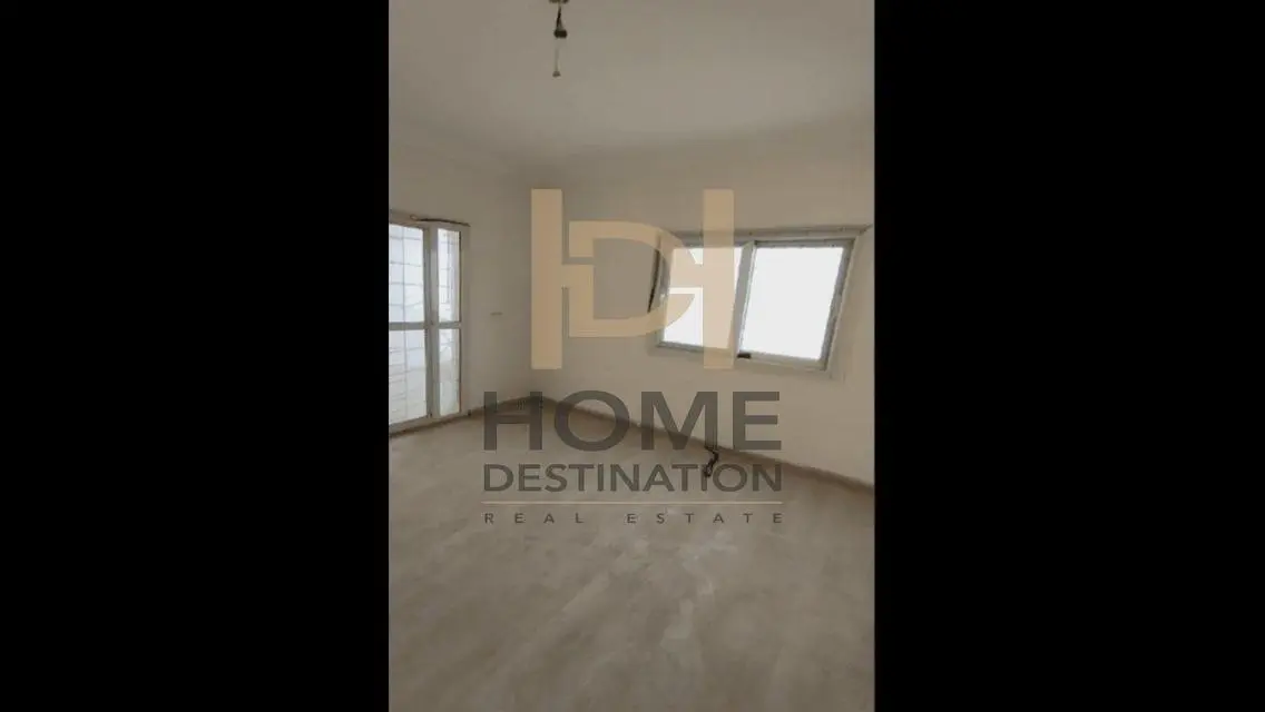 Modern Apartment for Sale in R3