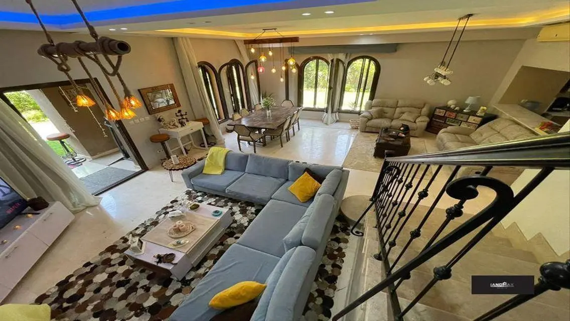 Stunning 3 Bedroom Apartment for Sale, 3000 Sqm