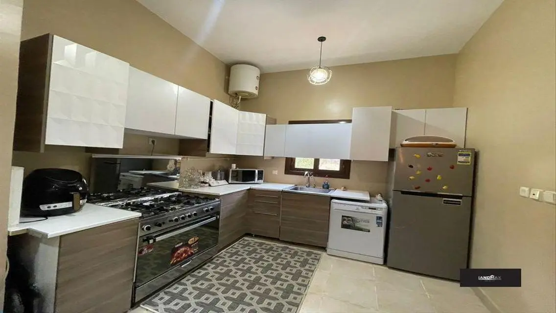 Stunning 3 Bedroom Apartment for Sale, 3000 Sqm