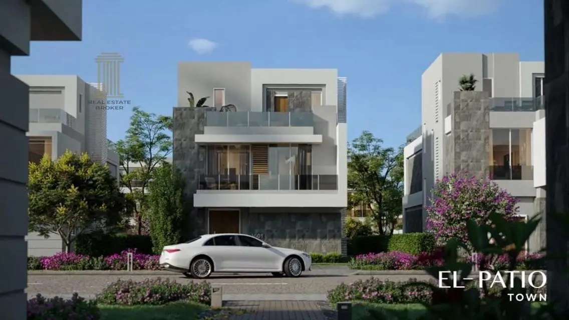Luxury Villa with Private Garden and Pool for Sale