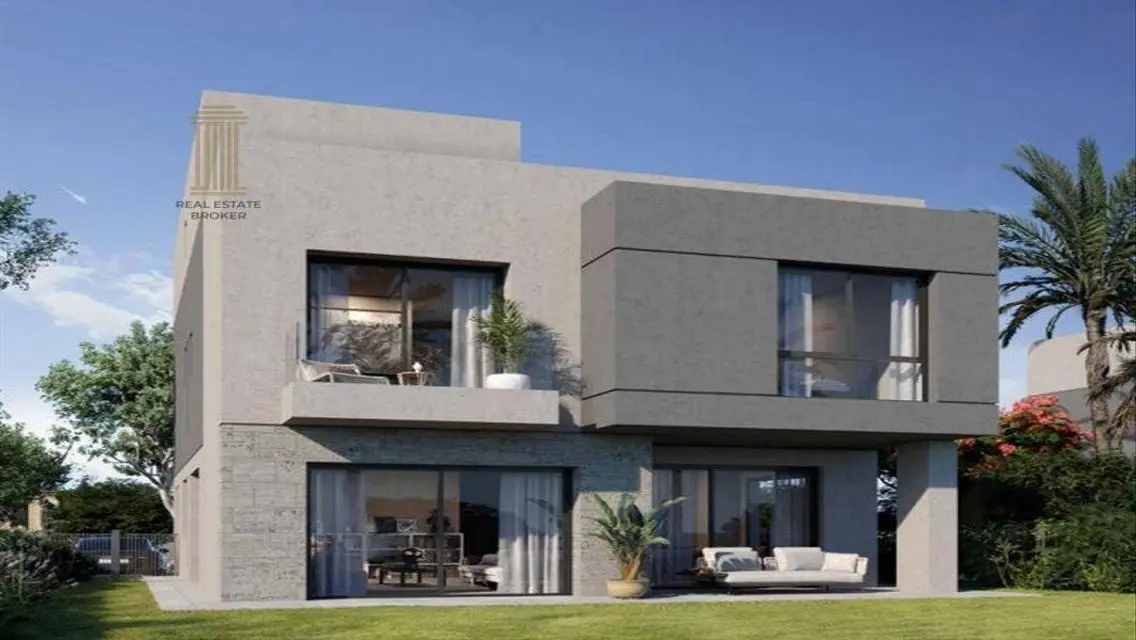 Luxury Villa for Sale with Spacious Interiors and Stunning Views