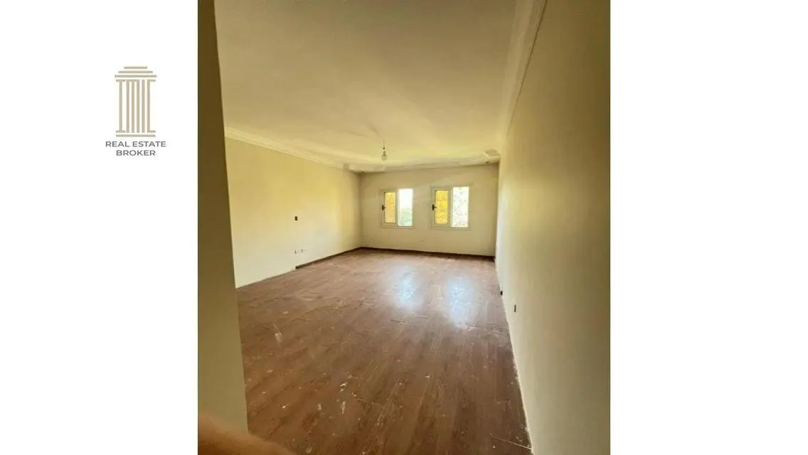 Luxury Villa with Private Garden for Sale