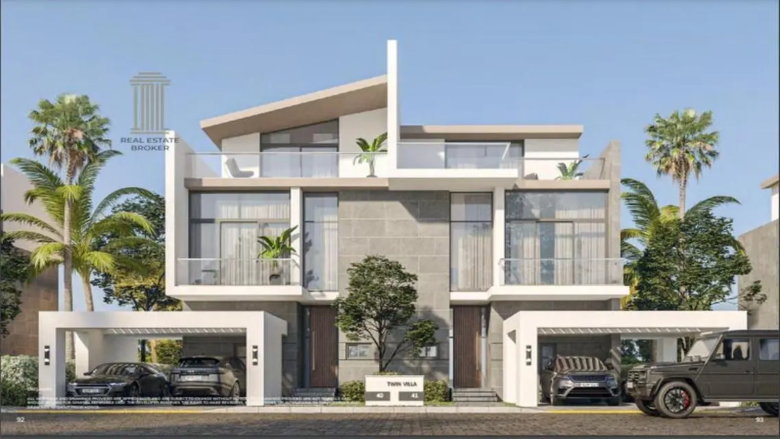 Stunning Mansion in the Heart of the City!