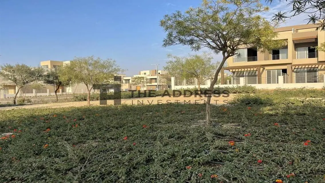 Luxury Villa for Sale in District D3