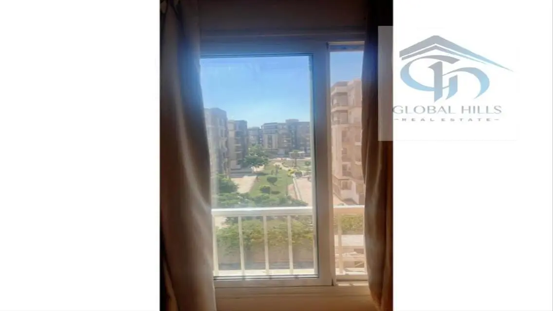 Luxurious Apartment for Sale with Modern Design in the Heart of the City
