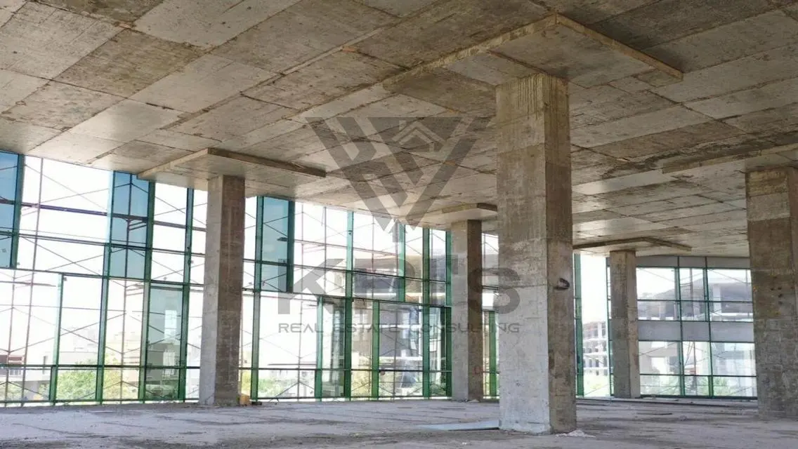 Luxury Apartment in East Cairo Mall