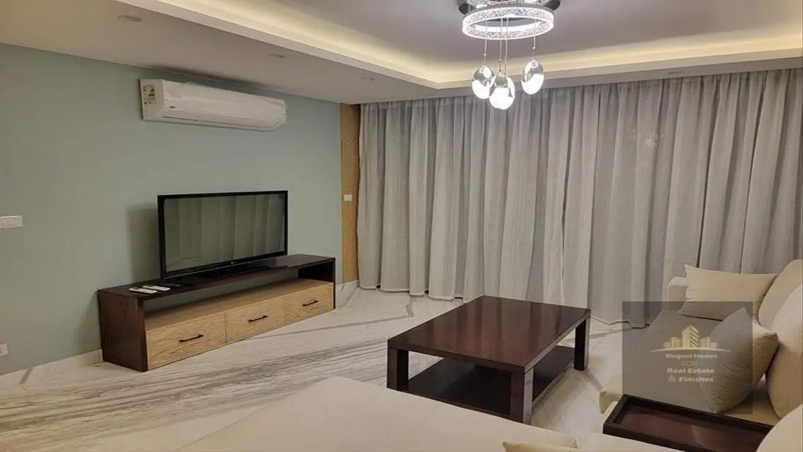 Luxury Property in Auc with Amazing Amenities
