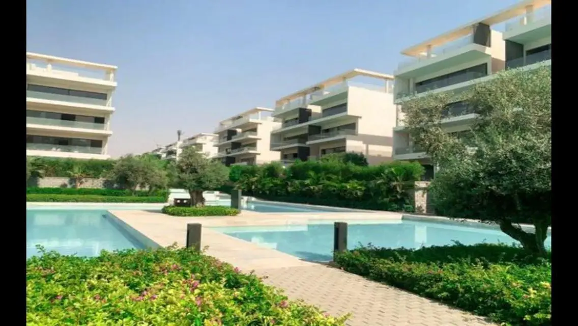 Luxurious Home with Stunning Lake View in Katameya