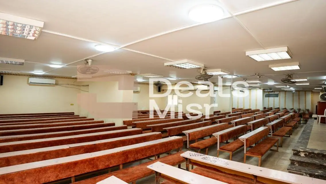 شقة فاخرة بمساحة 500 متر مع جميع وسائل الراحة