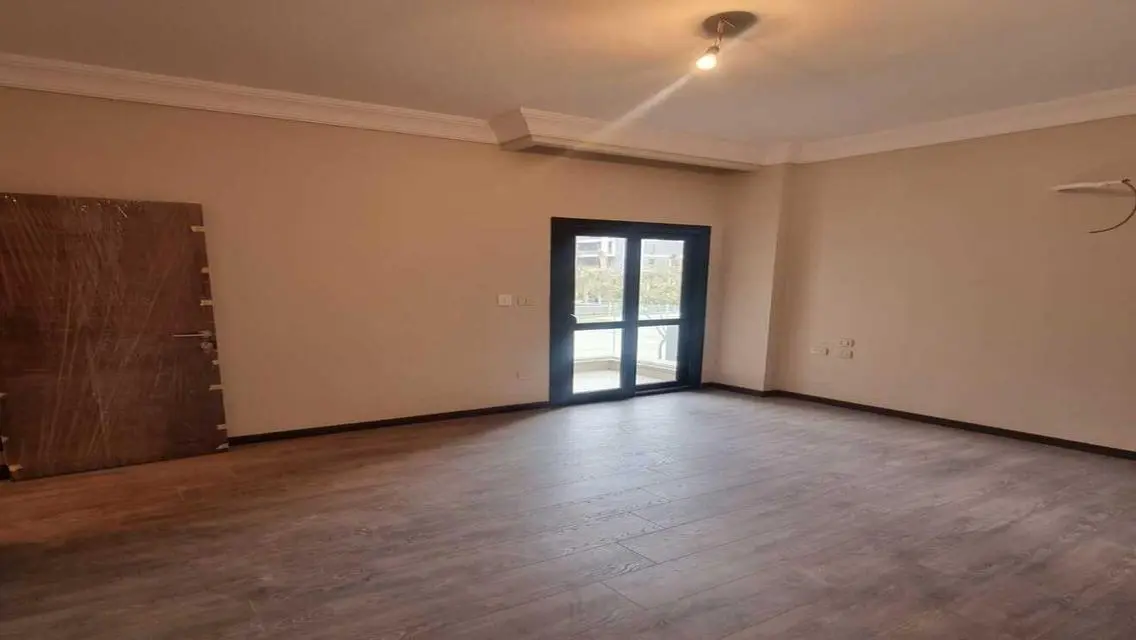 Apartment for Rent in Galleria Moon Valley