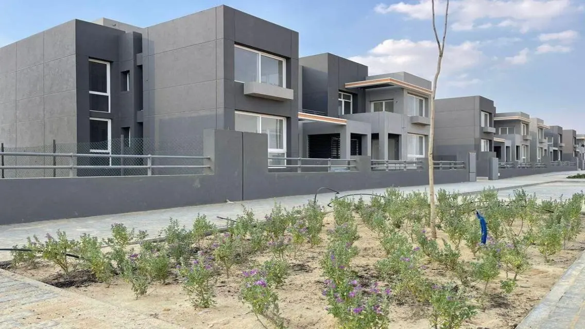 Luxury Villa for Sale with Spacious Design