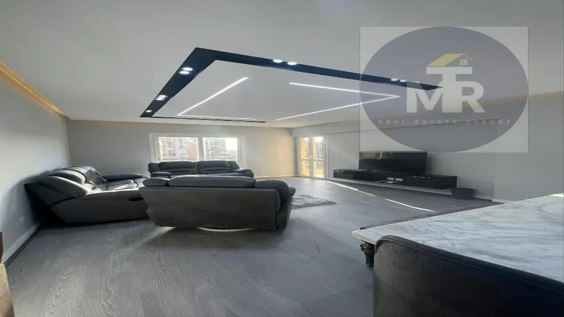 Luxurious Apartment for Rent in MTR-2