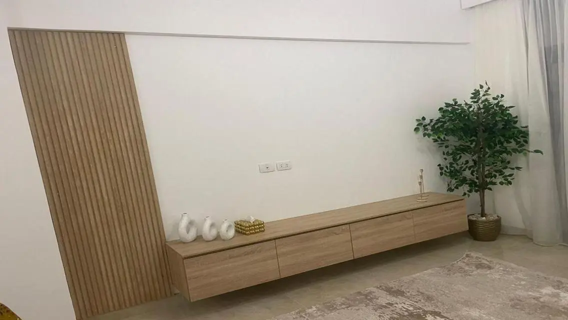 فيلا فاخرة بإطلالة ساحرة للبيع