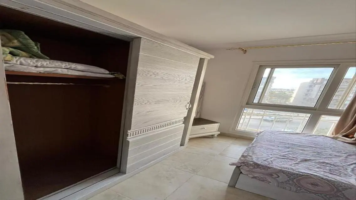 Luxury Apartment for Rent with Spacious Balcony