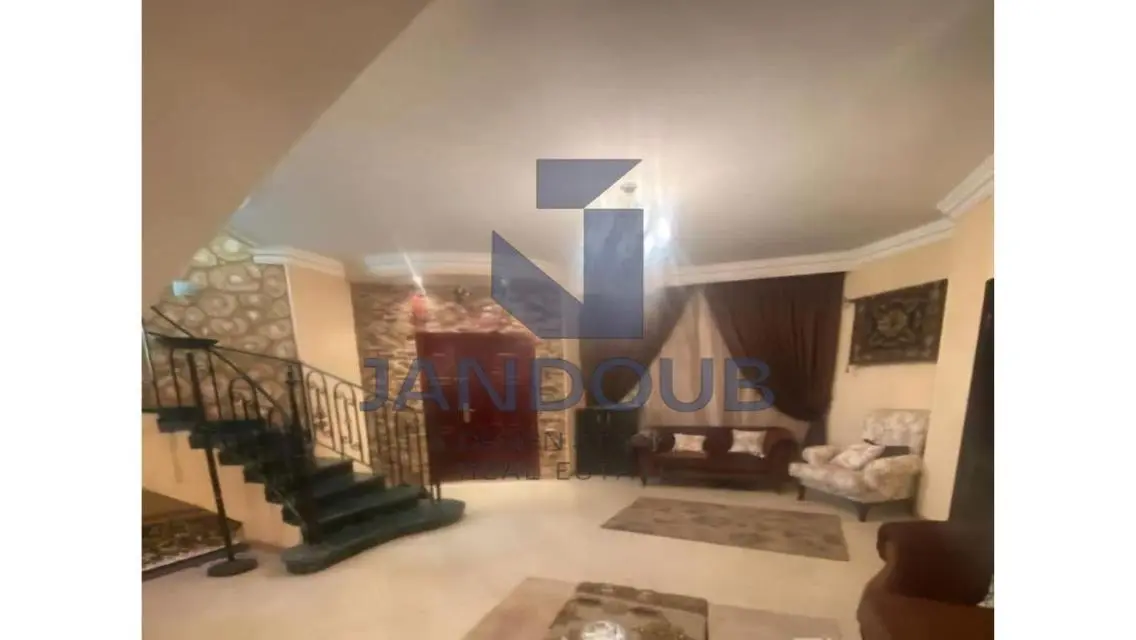 Luxury 3-Bedroom Apartment with Private Garden