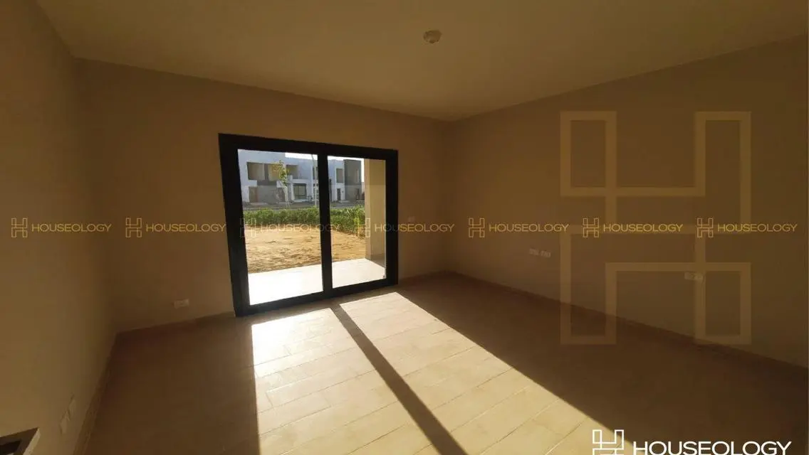 Luxury Villa with Stunning Views for Sale -2031-