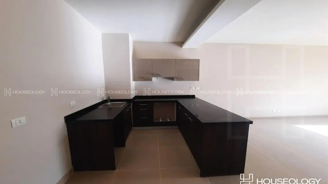 Luxury Villa with Stunning Views for Sale -2031-