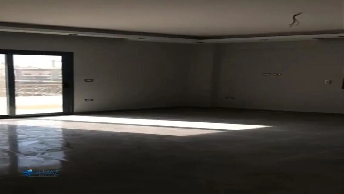 Property for Sale: 3 Bedroom Apartment with Security Guard