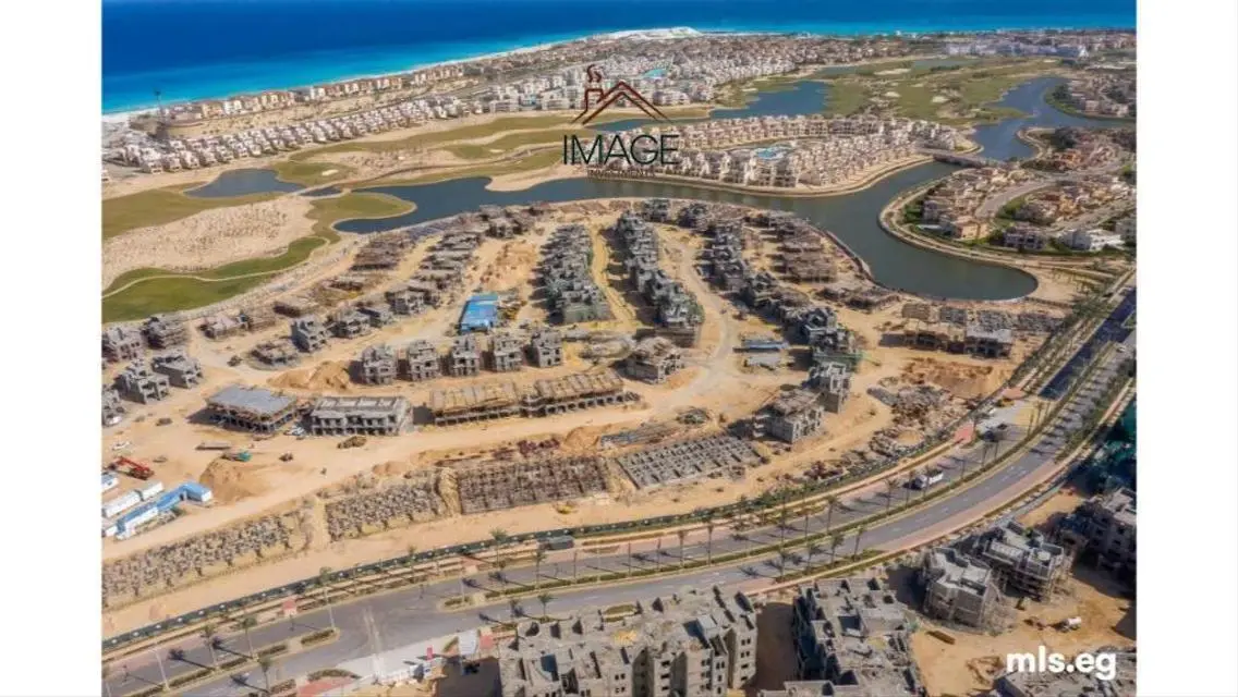 شقة فاخرة للبيع في موقع متميز