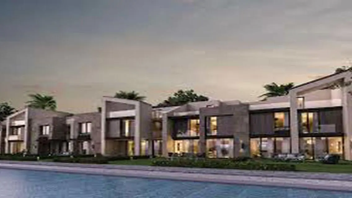 Luxury Villa with Private Garden and Swimming Pool