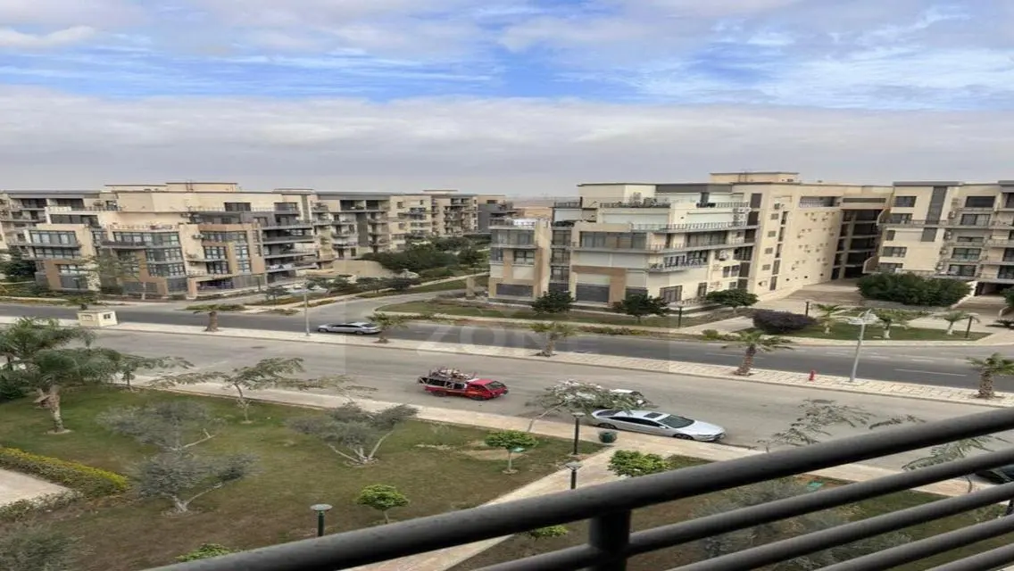 Luxury Apartment for Sale in B8