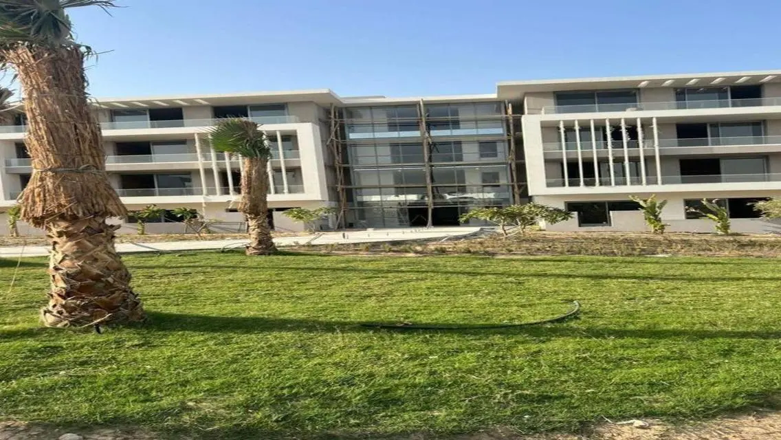 فيلا مميزة بمساحة واسعة وخدمات فاخرة