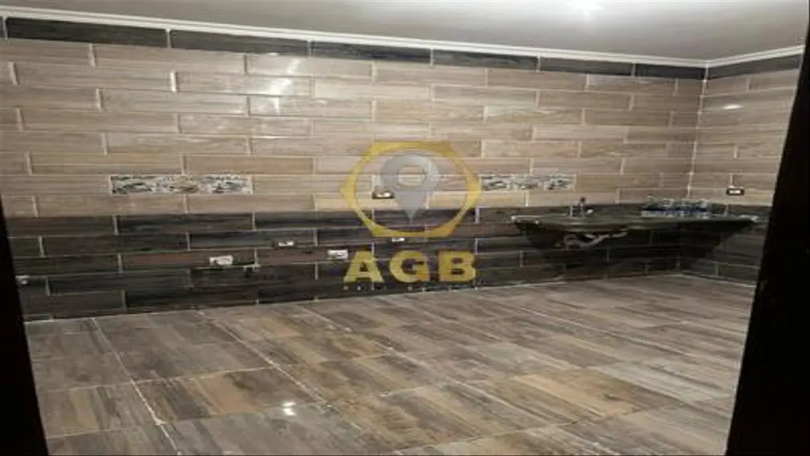 Stunning 160 sqm Apartment in the Heart of the City