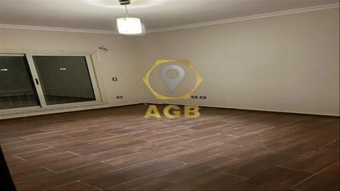 Stunning 160 sqm Apartment in the Heart of the City