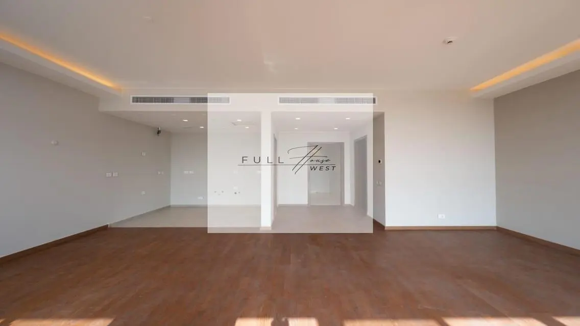 Luxury Villa for Sale with Private Pool and Garden